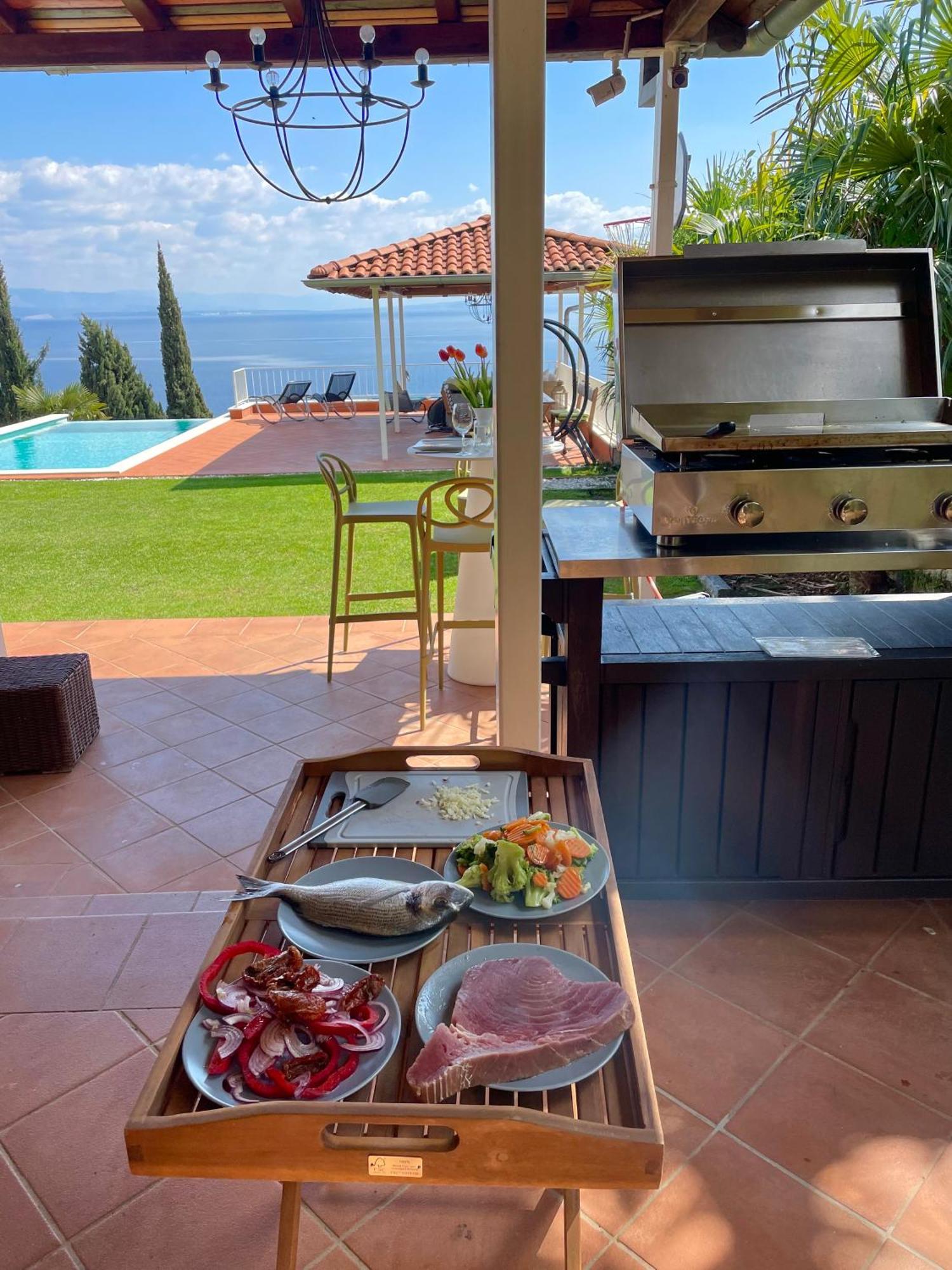 Villa Lovran - 150M To The Beach - Infinity Pool - Incredible Sea View - Fitness Room 外观 照片