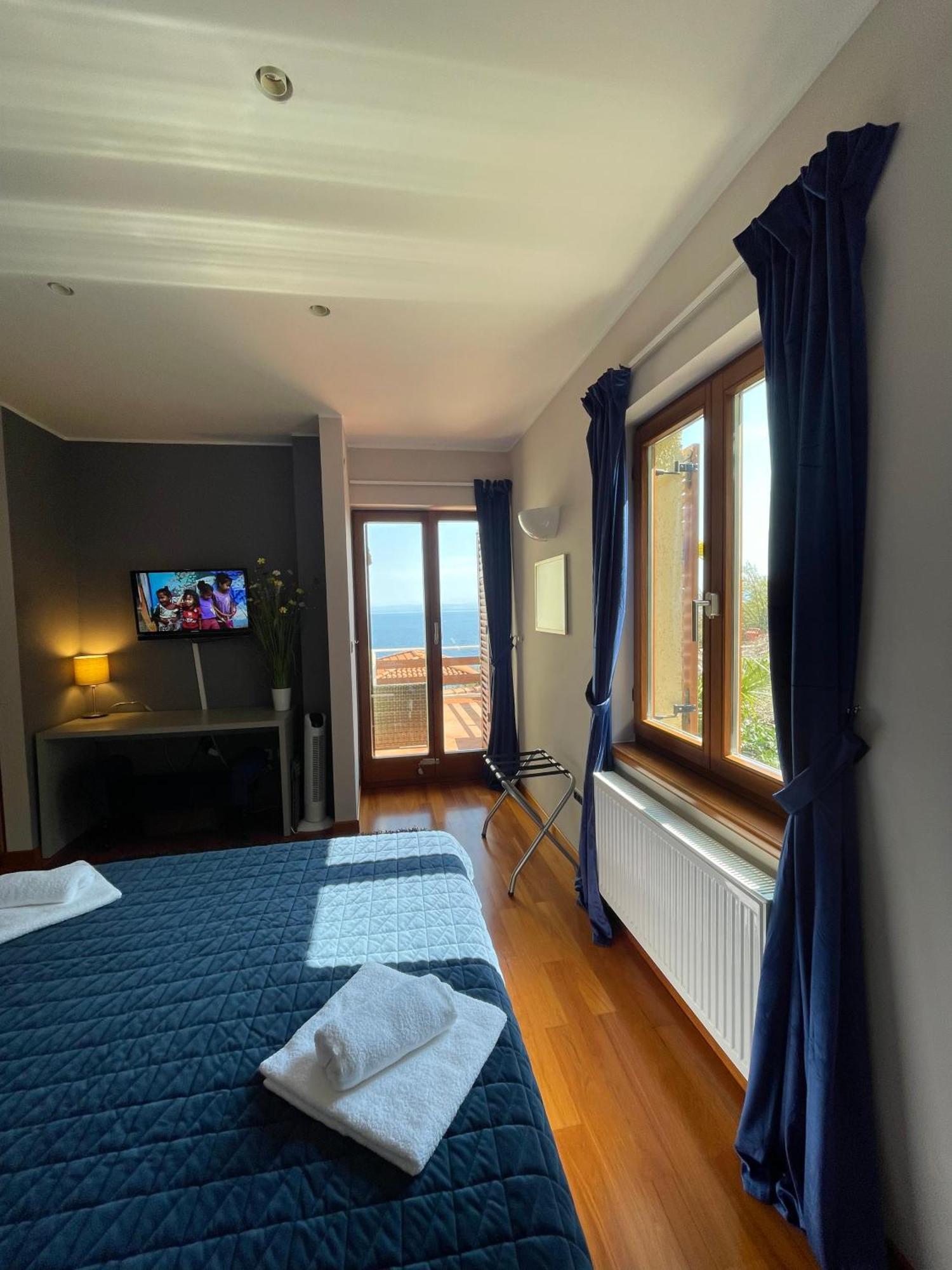 Villa Lovran - 150M To The Beach - Infinity Pool - Incredible Sea View - Fitness Room 外观 照片