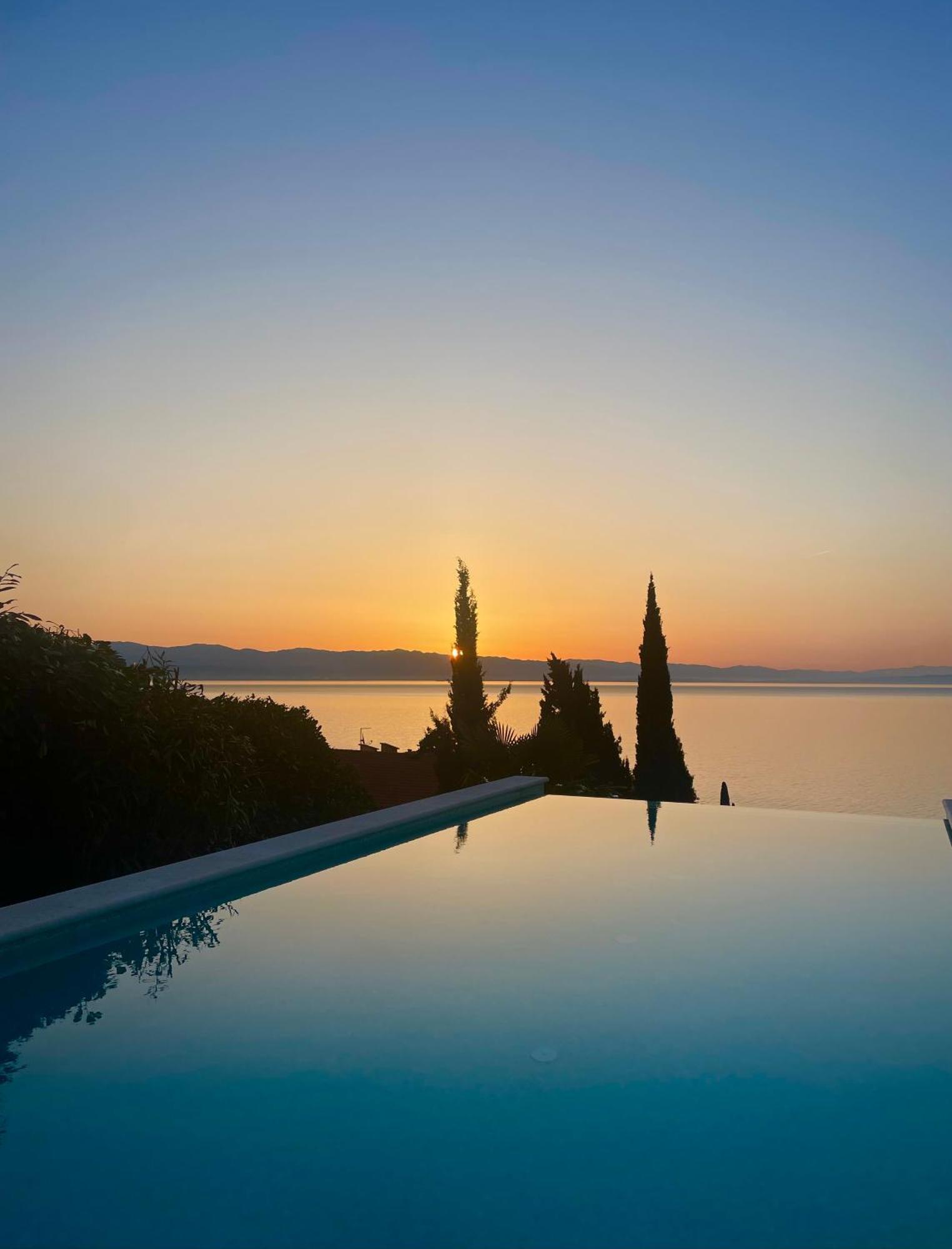 Villa Lovran - 150M To The Beach - Infinity Pool - Incredible Sea View - Fitness Room 外观 照片